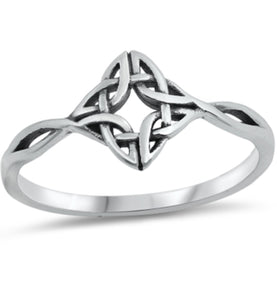 Celtic knot infinity ring