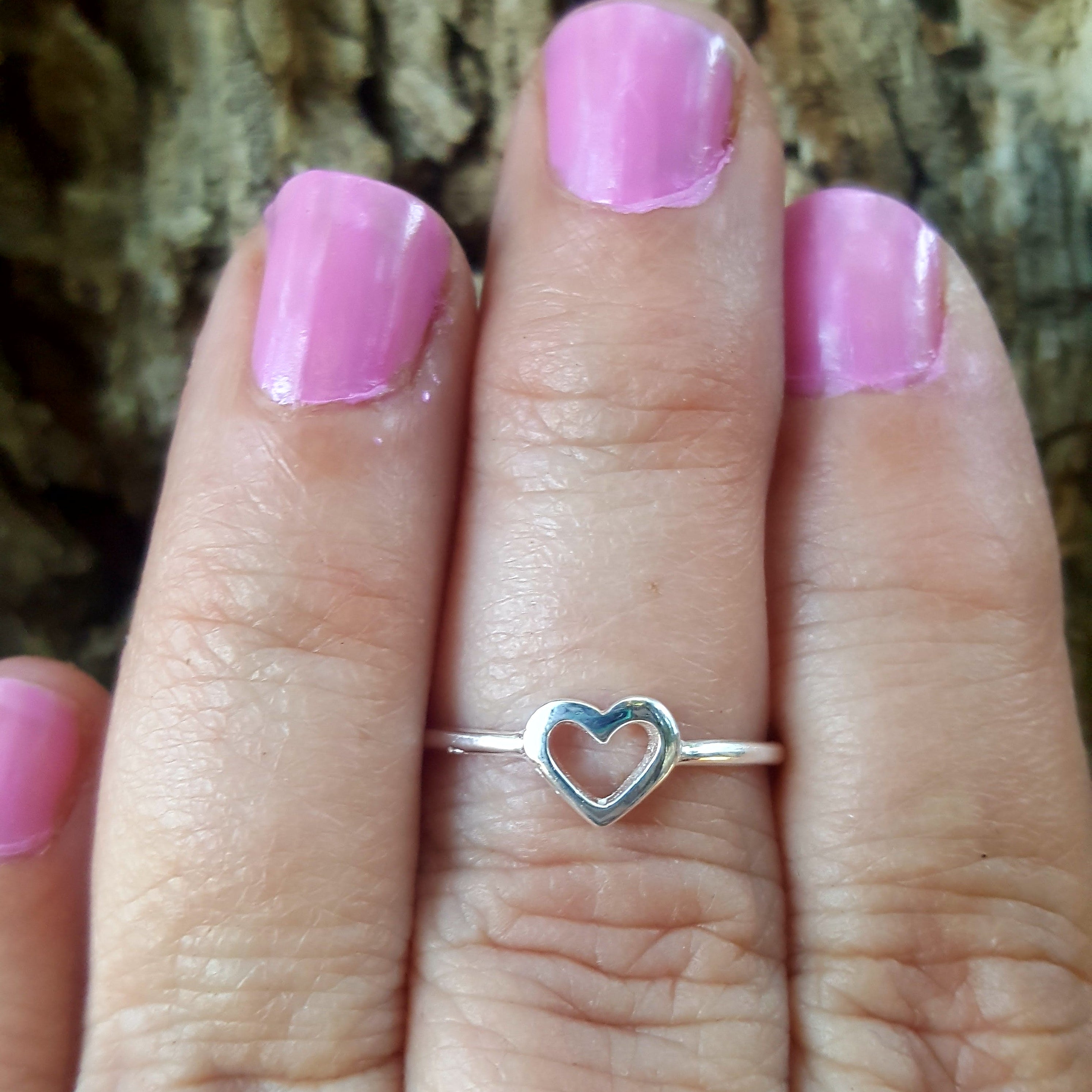 Womens silver heart knuckle ring