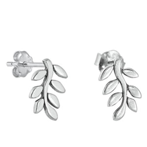 Leaf stud earrings