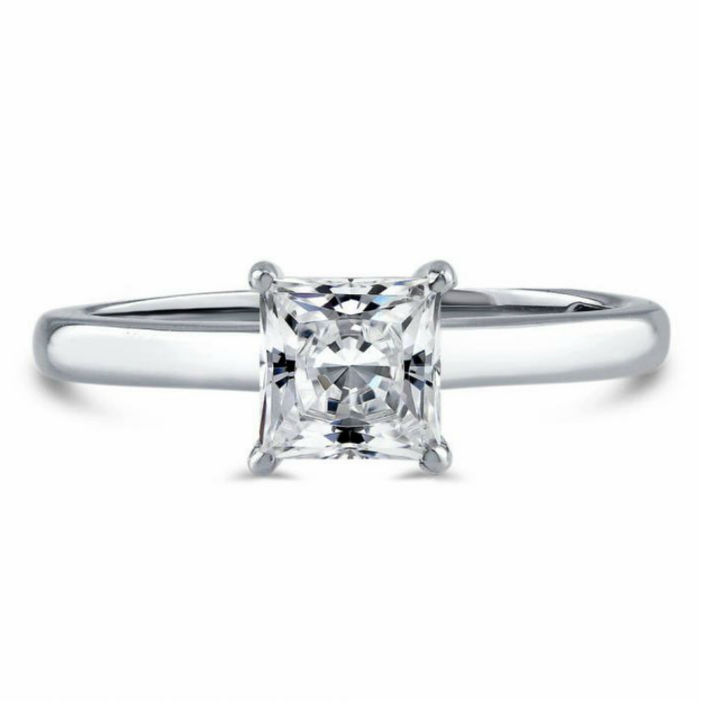 Womens square cut princess solitaire ring