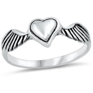 Flying heart with wings ring